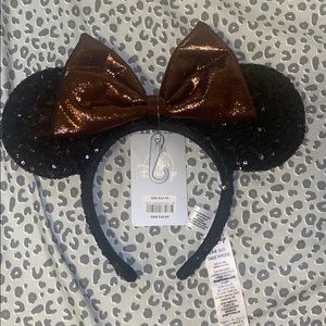 DISNEY EARS